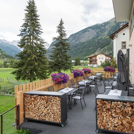 Hotel Crusch Alba Swiss Lodge Цернец Экстерьер фото