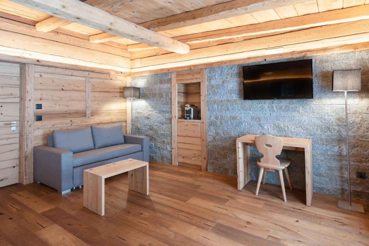 Hotel Crusch Alba Swiss Lodge Цернец Экстерьер фото
