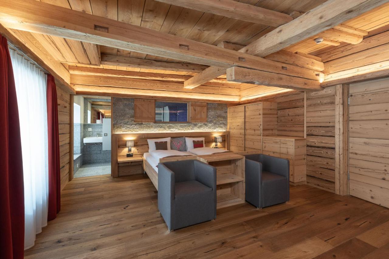 Hotel Crusch Alba Swiss Lodge Цернец Экстерьер фото