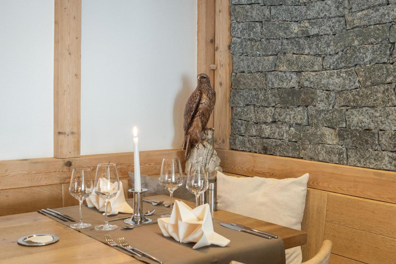 Hotel Crusch Alba Swiss Lodge Цернец Экстерьер фото