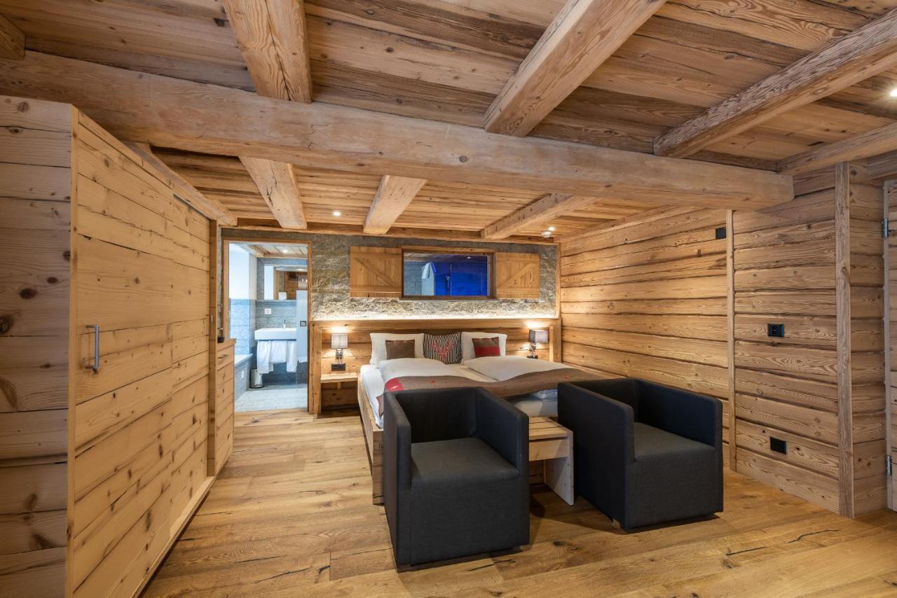 Hotel Crusch Alba Swiss Lodge Цернец Экстерьер фото